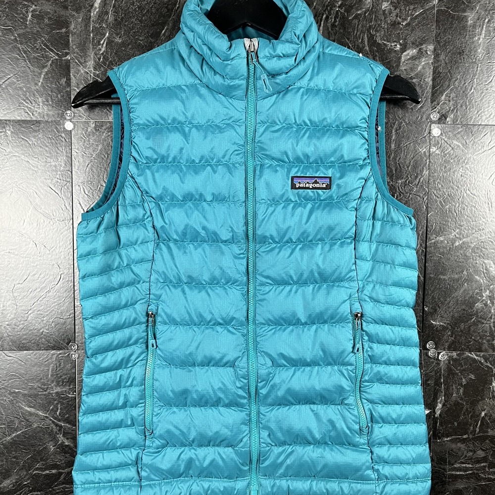 Patagonia Women's Blue Puff Down Sweater Vest Small -Flaws